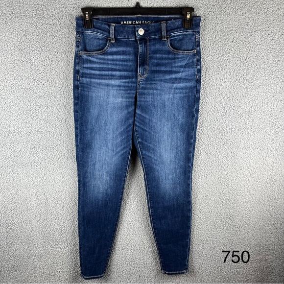 American Eagle Outfitters Denim - American Eagle Women’s Next Level Stretch Curvy Jegging Medium Wash Size 8